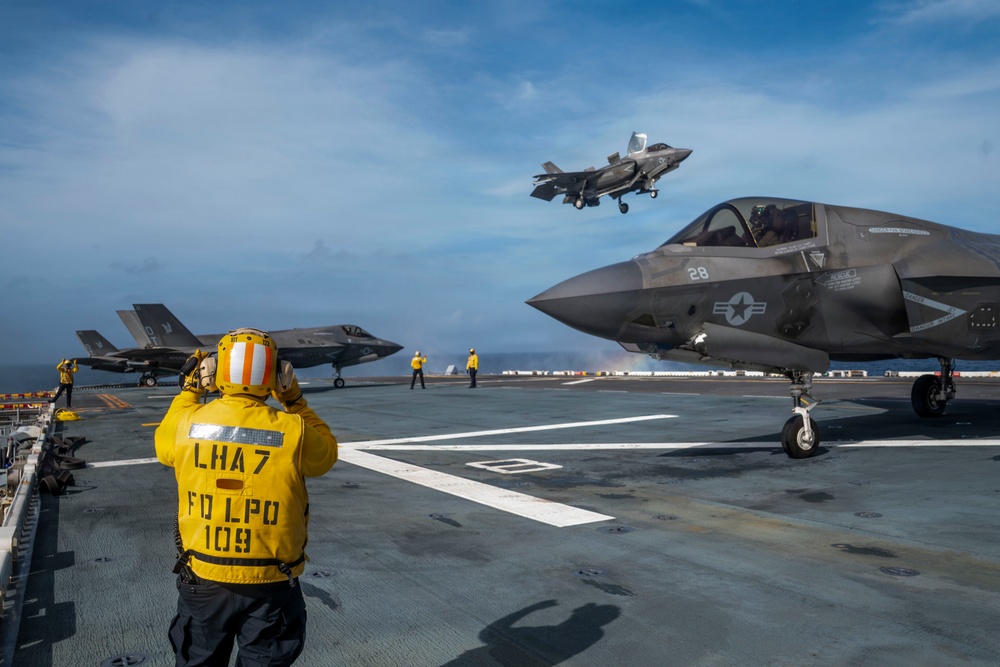 USS Tripoli Conducts Morning Flight Operations