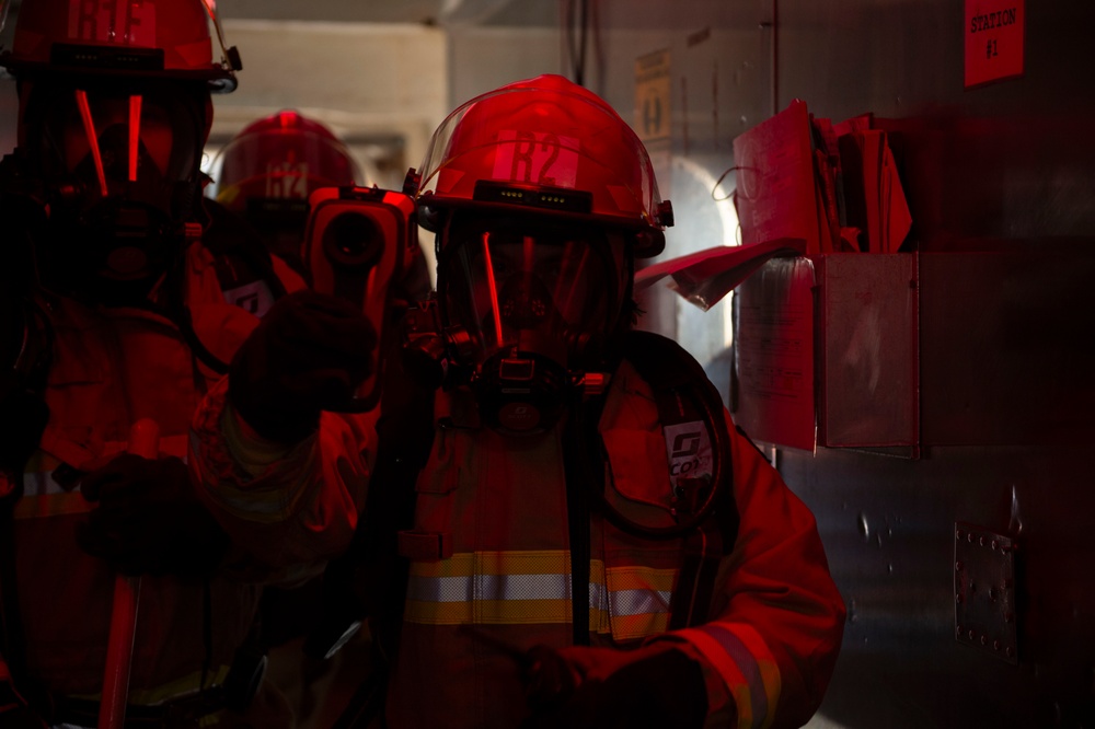 Sailors aboard USS Blue Ridge Conducts Damage Control Drills
