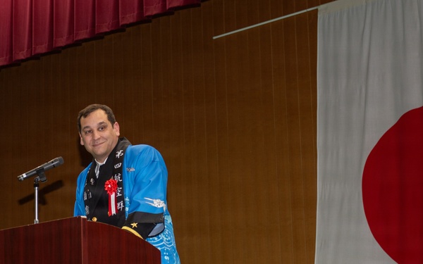 JMSDF Fleet Air Wing 4 Hosts Mochi Pounding Event