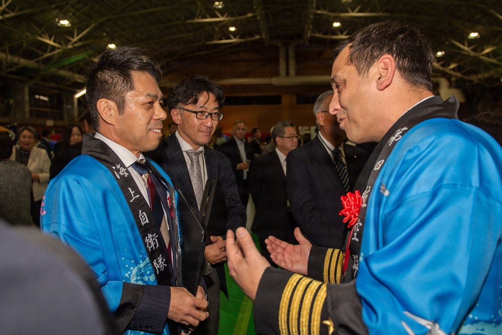 JMSDF Fleet Air Wing 4 Hosts Mochi Pounding Event