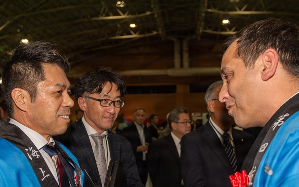 JMSDF Fleet Air Wing 4 Hosts Mochi Pounding Event