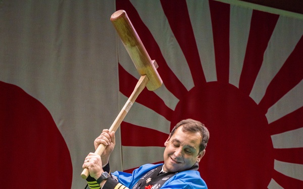 JMSDF Fleet Air Wing 4 Hosts Mochi Pounding Event