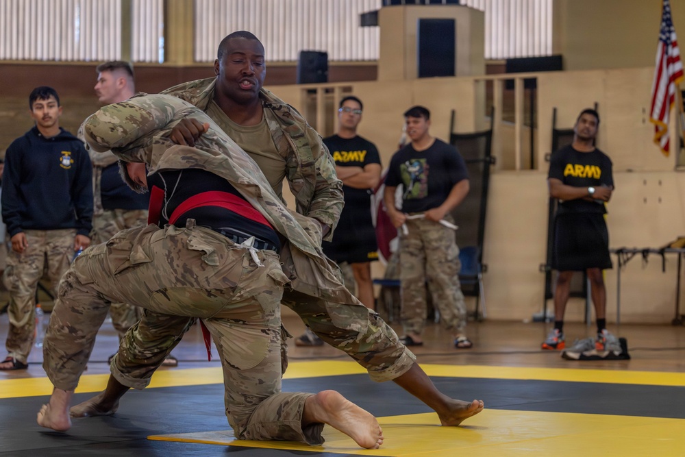 25th CAB Participates in Tropic Lightning Week