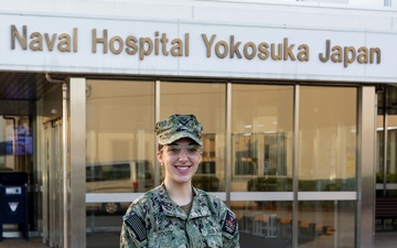 Sailor Awarded Navy and Marine Corps Achievement Medal for Life-Saving Response Aboard Commercial Flight