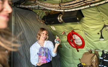 American Red Cross tours Kadena