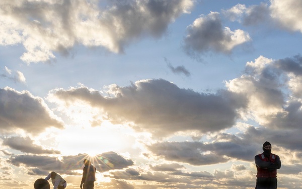 USS Dewey Conducts Routine Operations in the Pacific Ocean