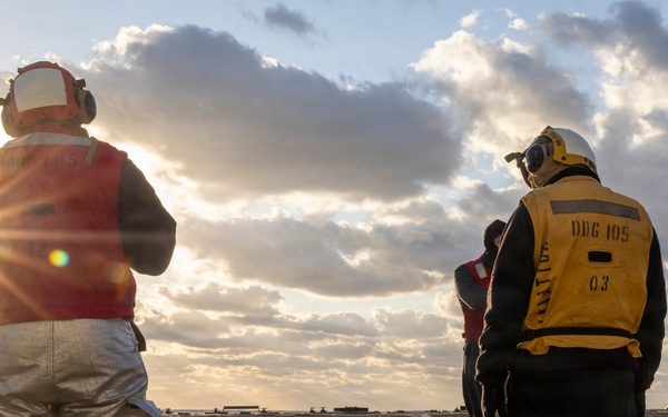 USS Dewey Conducts Routine Operations in the Pacific Ocean