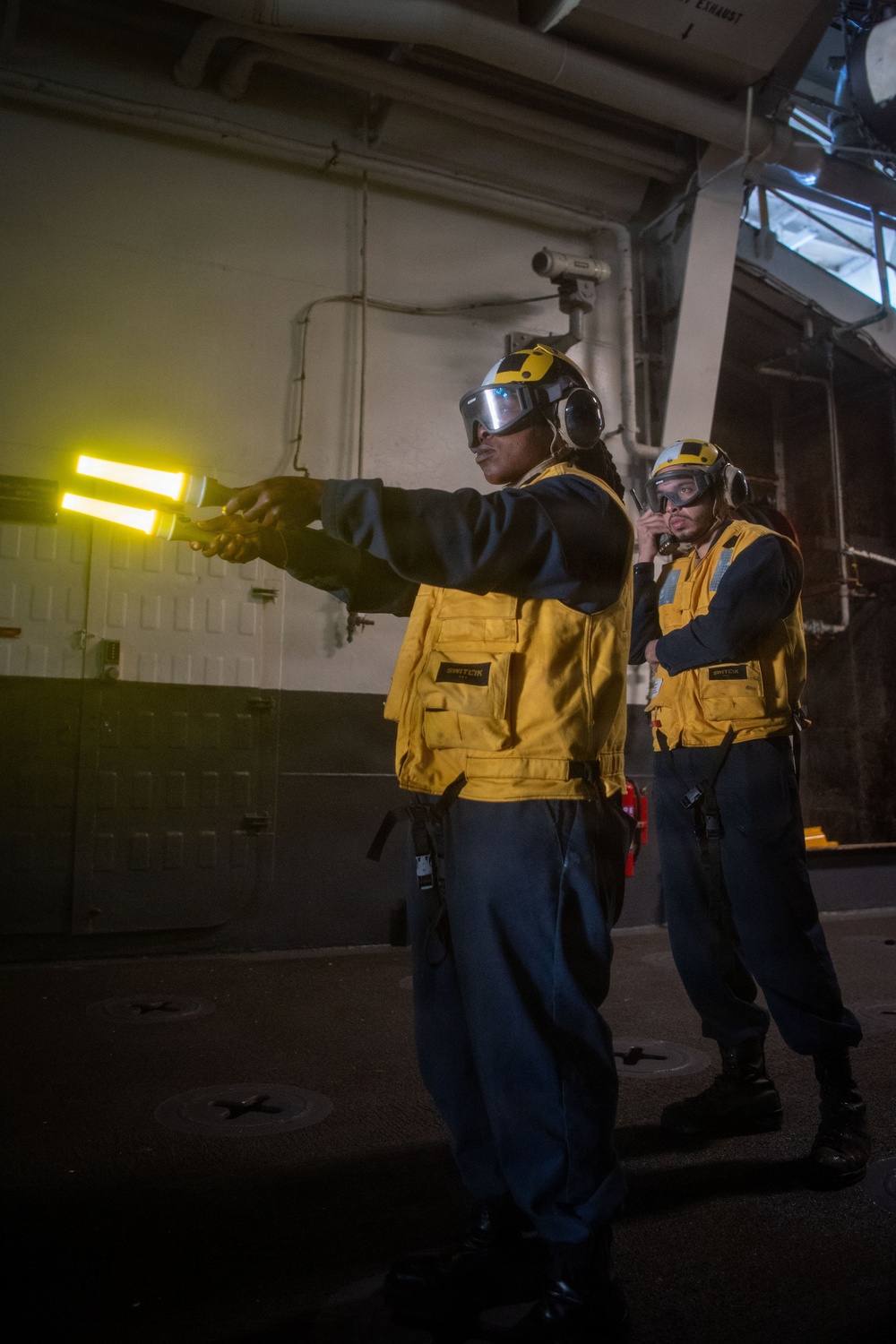DVIDS - Images - LCAC Performs Well Deck Operations [Image 27 of 38]