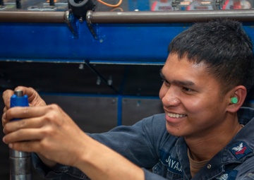 Boxer engineers maintain MMR