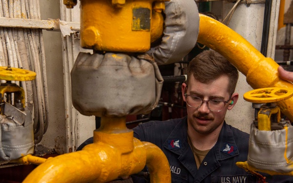 Boxer engineers maintain MMR