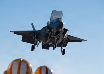 USS Boxer Conducts Flight Operations