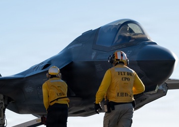 USS Boxer Conducts Flight Operations