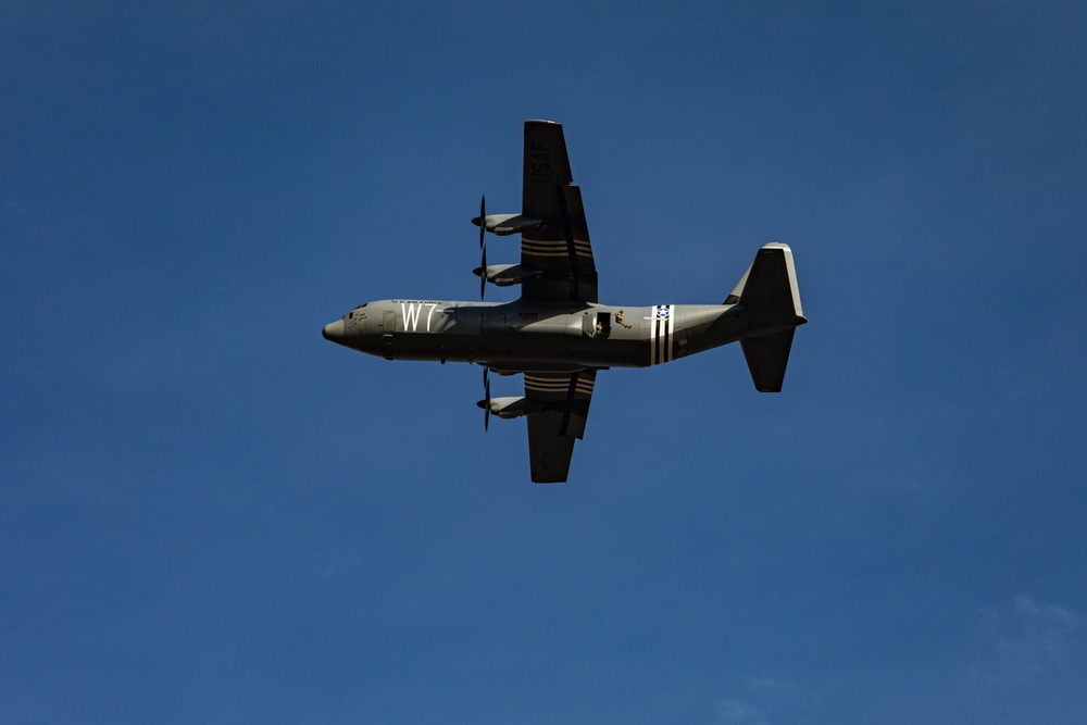 U.S. and Allied paratroopers conduct multinational holiday jump in Italy.