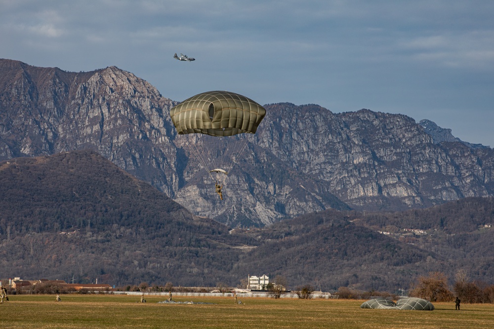 U.S. and Allied paratroopers conduct multinational holiday jump in Italy.