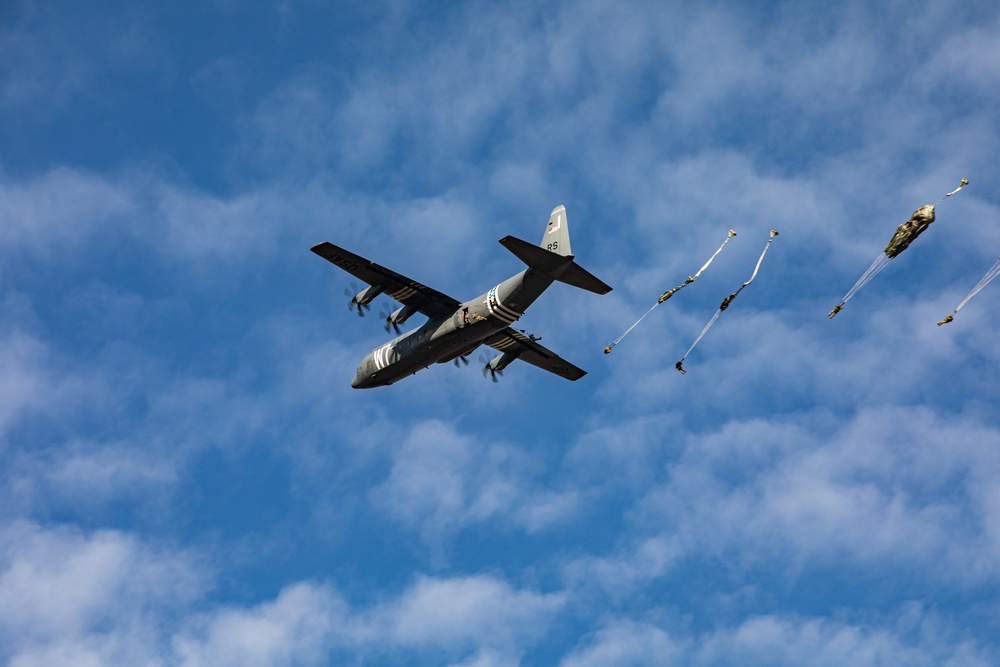 U.S. and Allied paratroopers conduct multinational holiday jump in Italy.