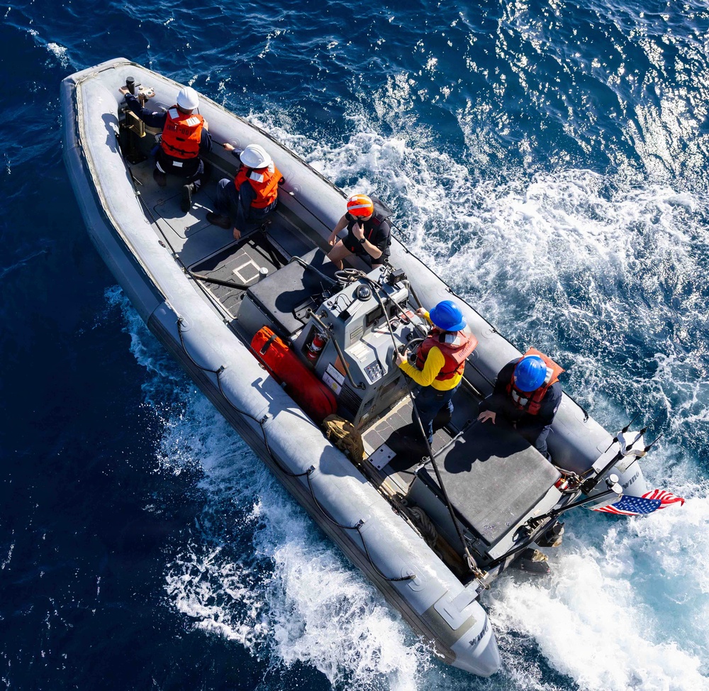USS Rafael Peralta (DDG 115) Small Boat Operations