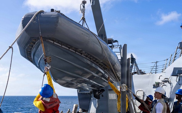 USS Rafael Peralta (DDG 115) Small Boat Operations