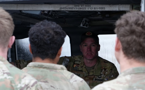 C/1-214th GSAB conducts MEDEVAC training with 101st Airborne Division