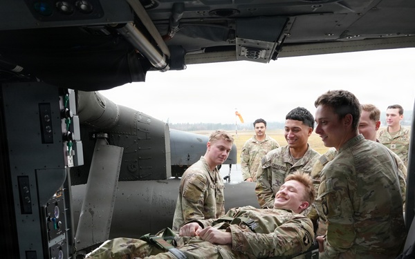 C/1-214th GSAB conducts MEDEVAC training with 101st Airborne Division