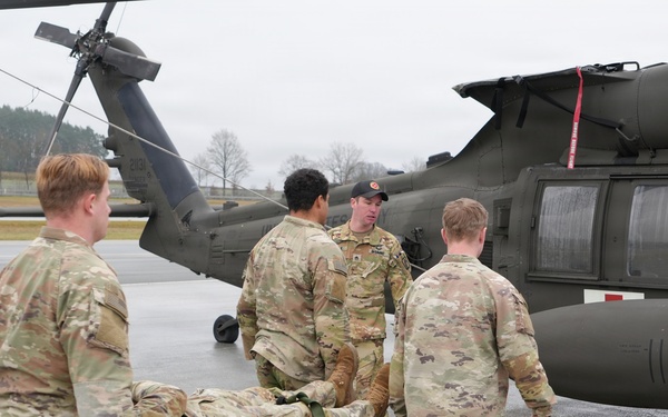 C/1-214th GSAB conducts MEDEVAC training with 101st Airborne Division