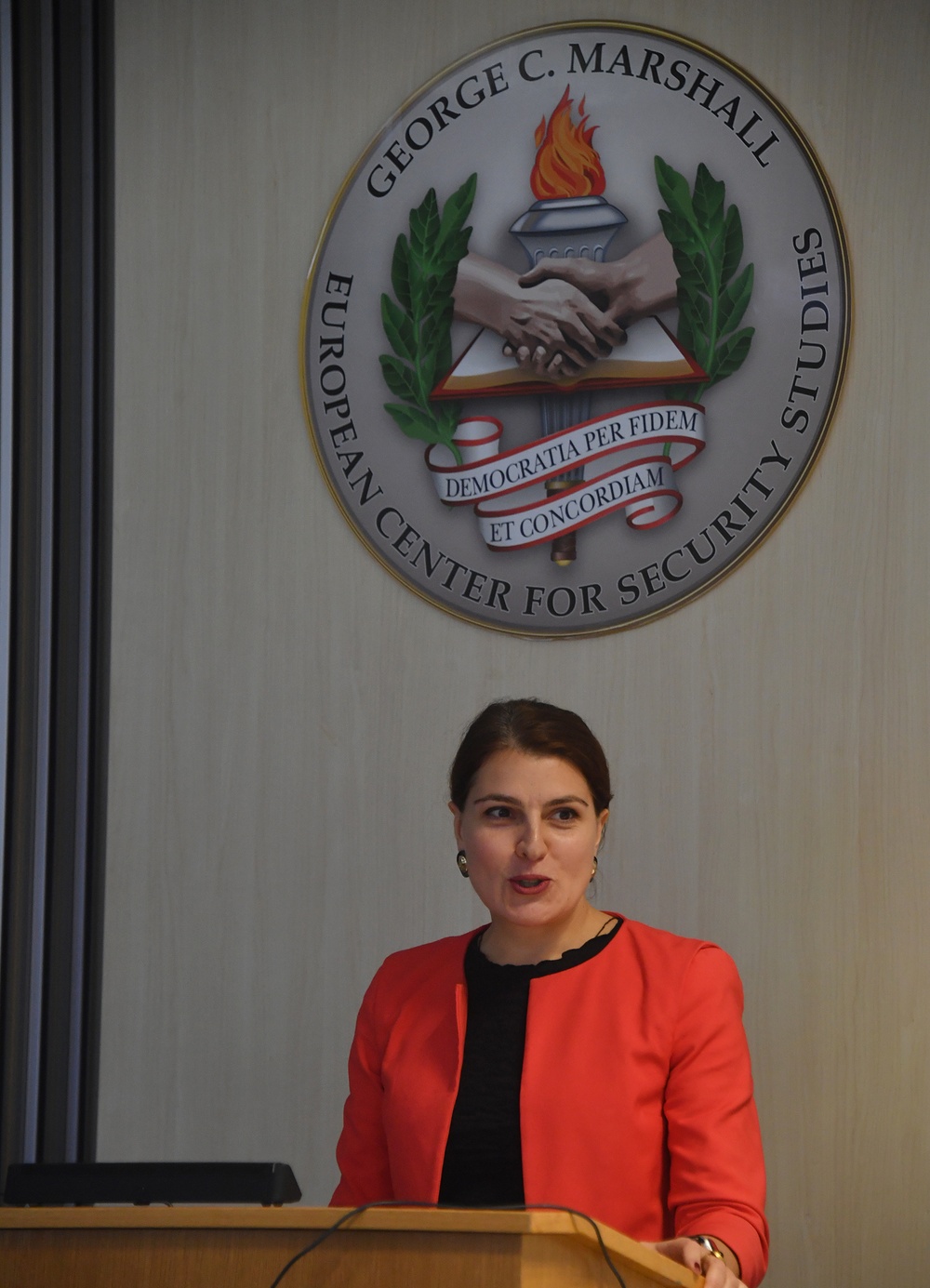 Final Alumni Scholar of 2025 Presents Research