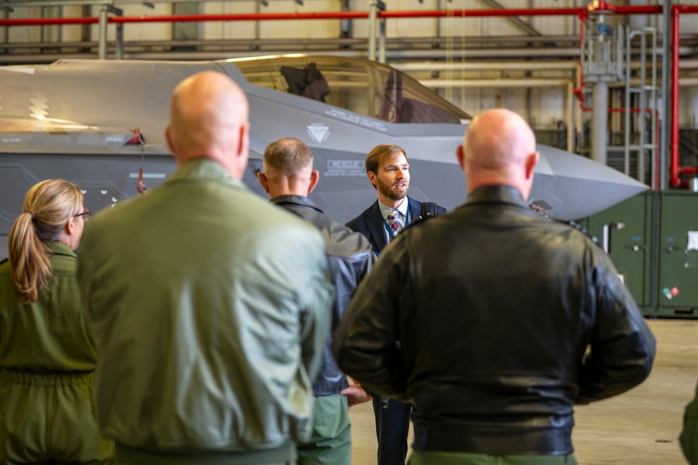 F-35 Cross-Servicing Demo: Great Success