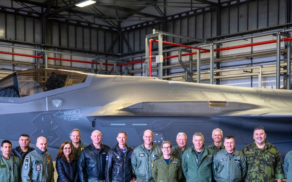 F-35 Cross-Servicing Demo: Great Success