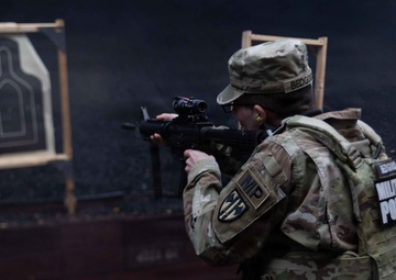 U.S. military police attempt Norwegian sharpshooter badge