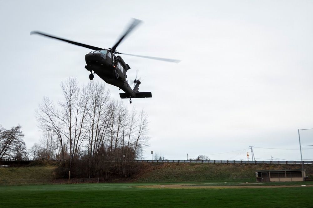 Guard Aviation Provides Aerial Support to First Responder in Skagit County