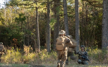 V32 and VMM-365 (REIN) Conduct Insert and Extract Drills
