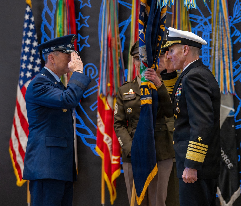 USSTRATCOM hosts change of command ceremony