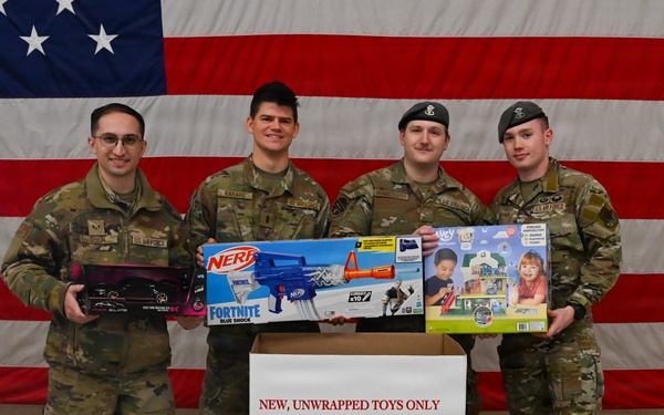 Randy Oler Memorial Operation Toy Drop: 43rd AMOG Supports Holiday Cheer