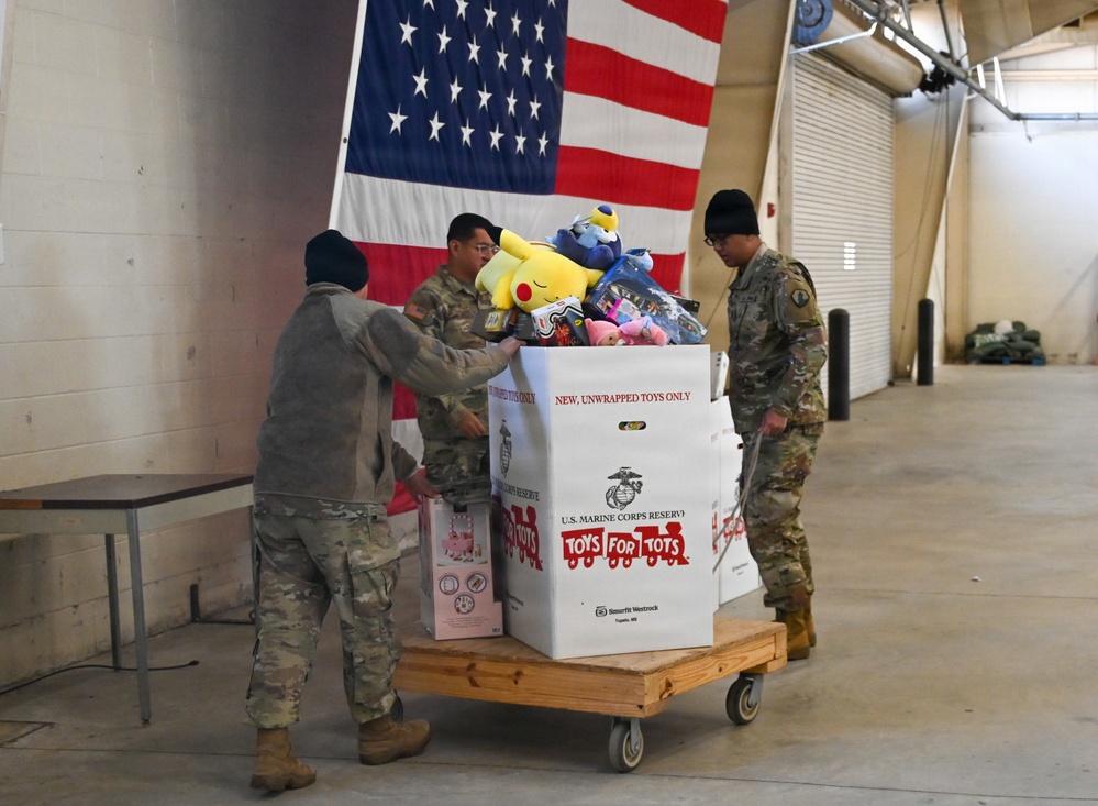 Randy Oler Memorial Operation Toy Drop: 43rd AMOG Supports Holiday Cheer