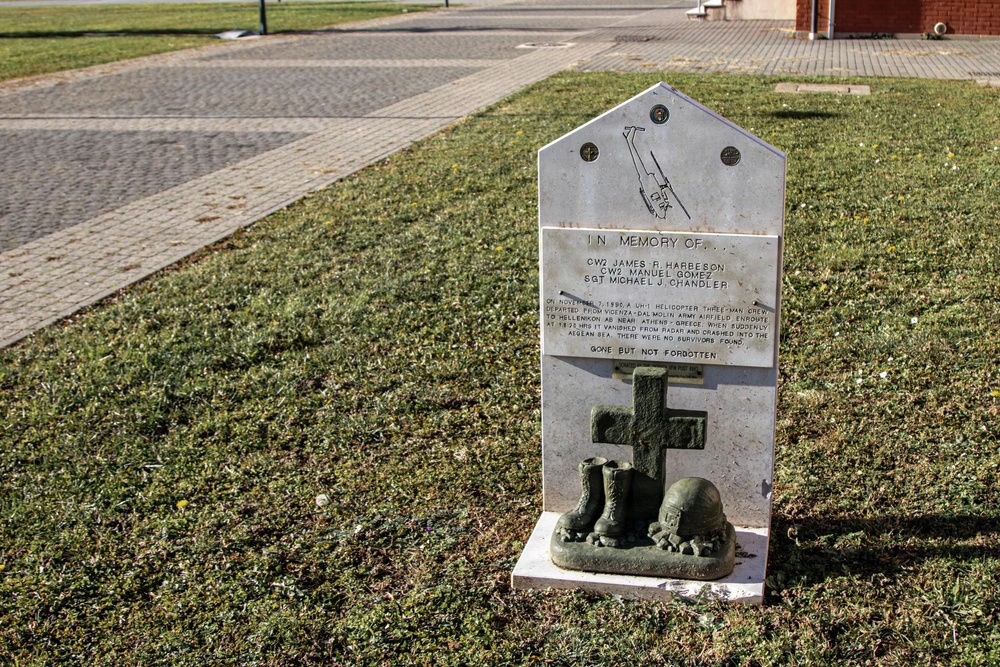 SETAF-AF honors surviving families through holiday greeting program