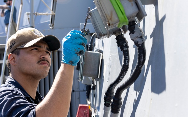 USS Stockdale conducts routine operations