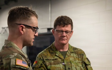 Brigadier Damian McLachlan visits CASCOM