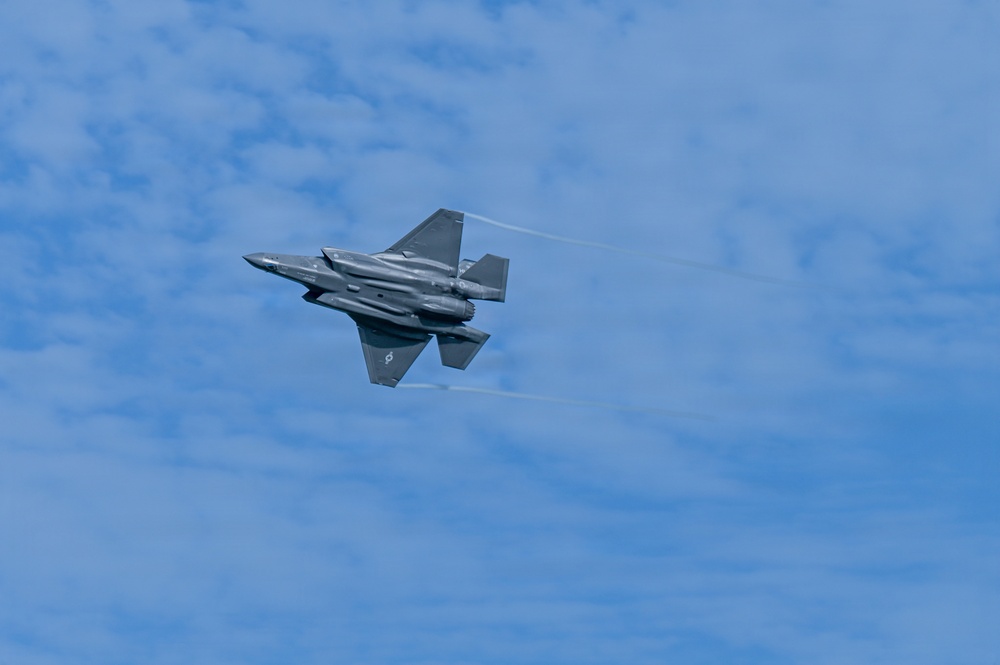 115th Fighter Wing participates in EAA Air Venture 2025