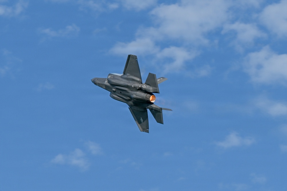 115th Fighter Wing participates in EAA Air Venture 2025