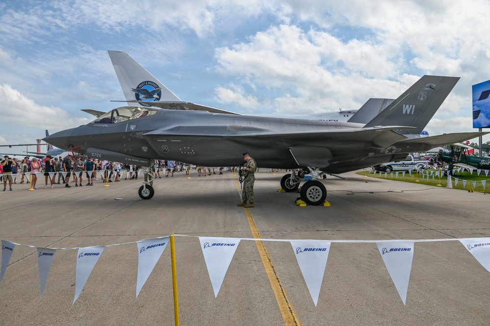 115th Fighter Wing participates in EAA Air Venture 2025