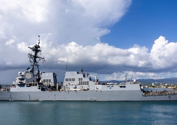 USS Gravely departs Puerto Rico
