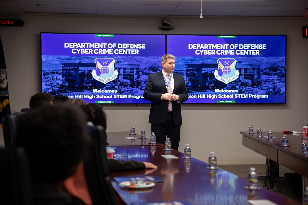 DC3 hosts Oxon Hill High School STEM Program