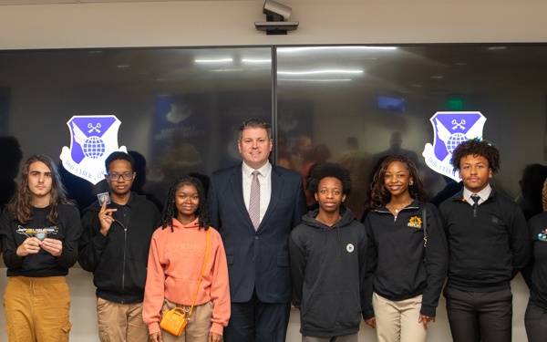 DC3 hosts Oxon Hill High School STEM Program