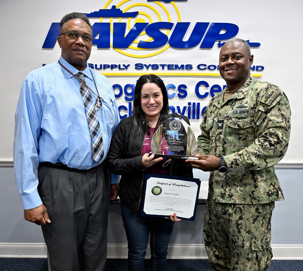 Yaynel Yambo receives NAVSUP FLC Jacksonville's Small Business Advocate of the Quarter Award