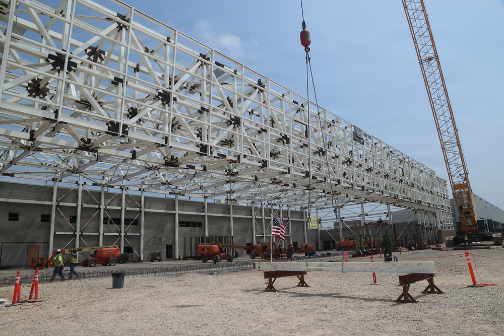 Topping Out Ceremony for Future MCAS Miramar Aircraft Maintenance Hangar