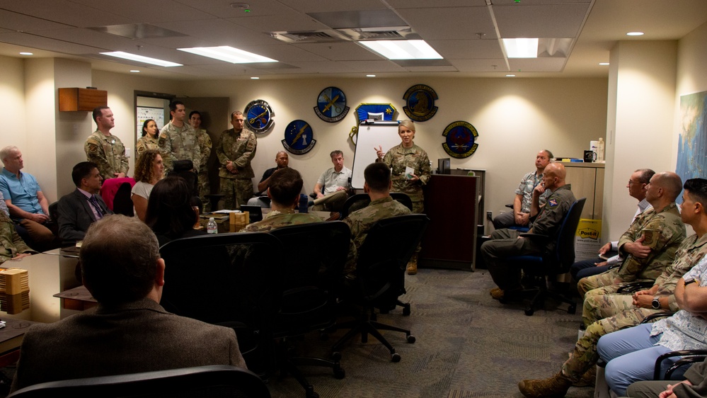 Collaborative comms empowering warfighters