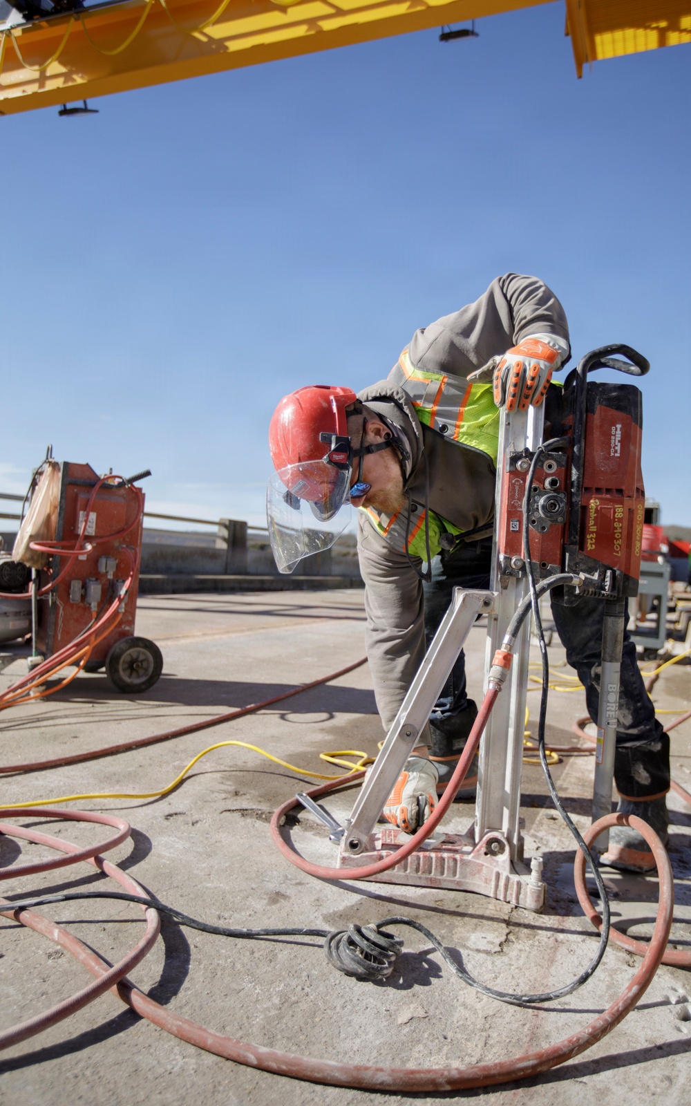 One piece at a time: Tulsa District begins Tenkiller spillway bridge demolition