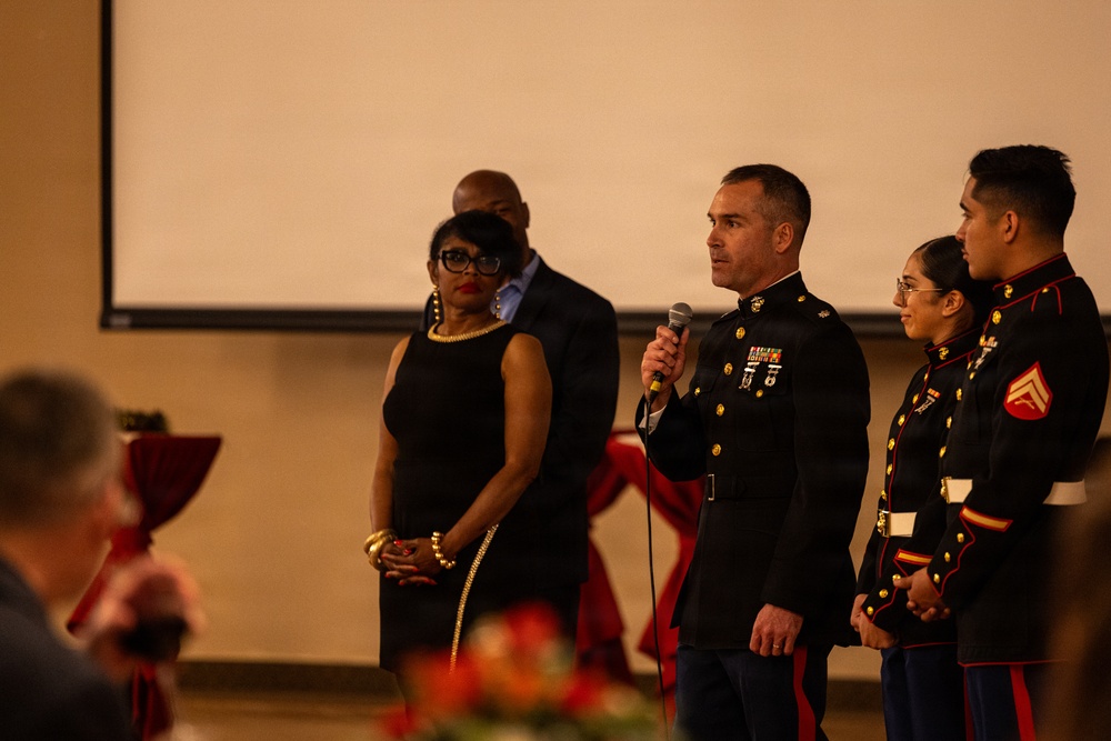 MCIWEST Commanding General's Holiday Buffet and Cocktail Reception