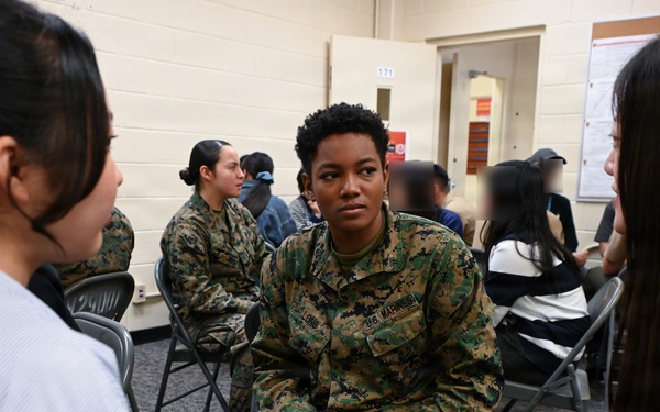 Nihon University Tsuruoka Senior High School Students Take Part in Exchange With 3rd MLG Marines