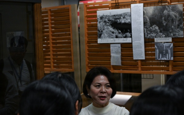 Nihon University Tsuruoka Senior High School Students Take Part in Exchange With 3rd MLG Marines