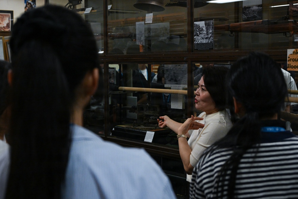 Nihon University Tsuruoka Senior High School Students Take Part in Exchange With 3rd MLG Marines